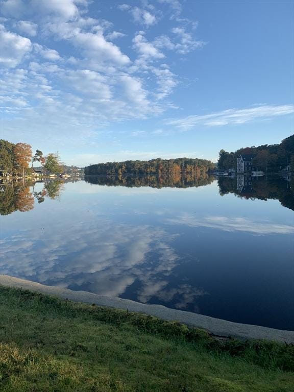 91 Clark Rd, Spencer, MA 01562 - water view