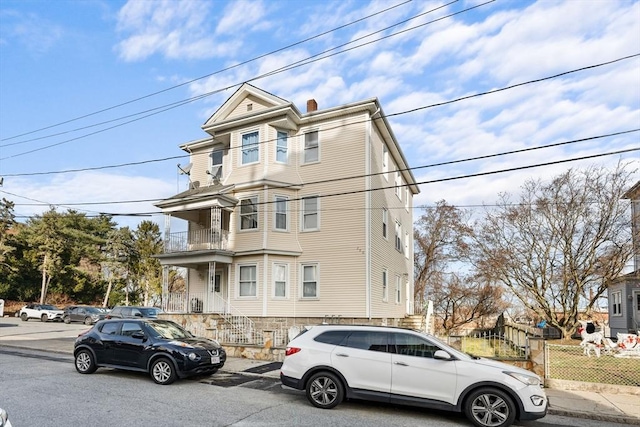 view of front of house