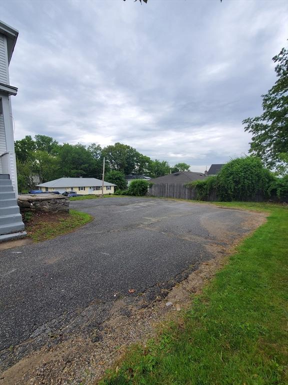 10 Stevens St, Lawrence, MA 01843 - view of street
