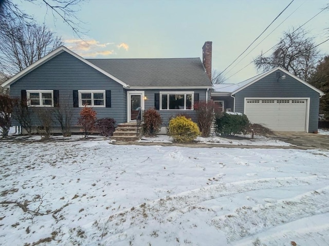 view of front facade featuring a garage