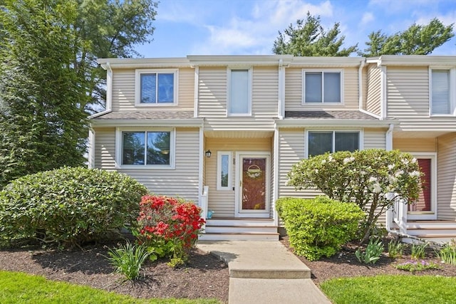 26 Gaslight Ln Unit 26, Easton, MA 02356 - view of front facade