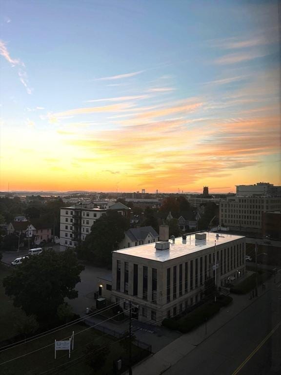 view of aerial view at dusk