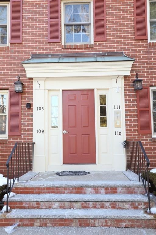 view of entrance to property