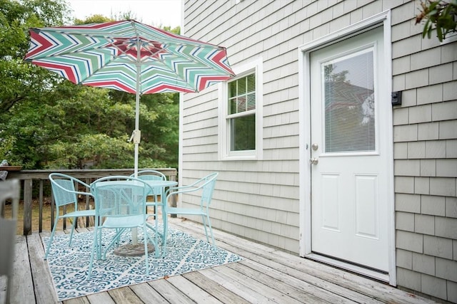 10 Kellies Path, Eastham, MA 02642 - deck with outdoor dining space