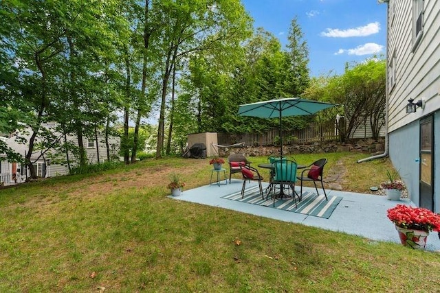 299 Appleton St, Arlington, MA 02476 - view of yard with a patio area