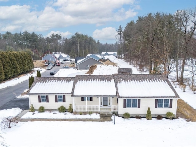 view of front of property featuring covered porch