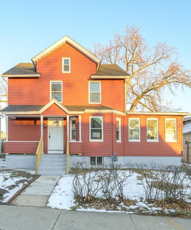 view of front of property