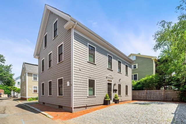 23 Union St Unit 2, Salem, MA 01970 - view of side of home