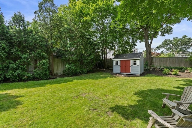 41 Dale Ave, Quincy, MA 02169 - fenced backyard with a shed