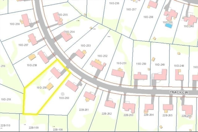 120 Tracy Cir, Amherst, MA 01002 - map of parcels
