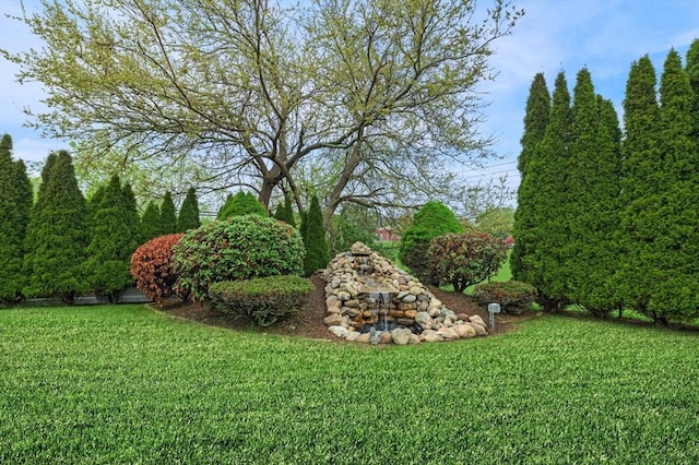 12 Jacobs Ave, Danvers, MA 01923 - view of grassy yard