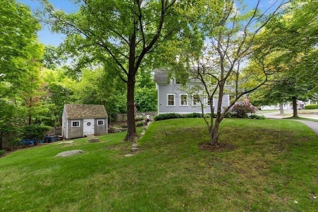 22 High St, Hingham, MA 02043 - view of yard