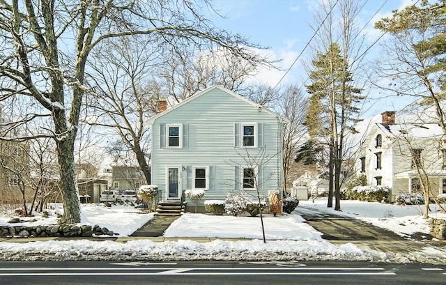 view of front property