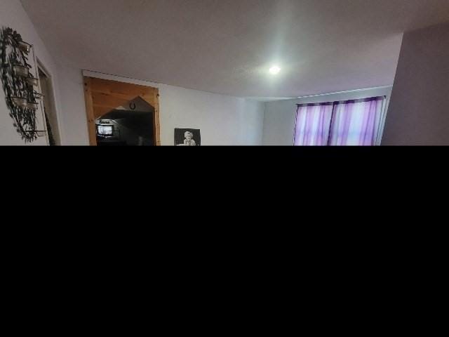 82 Prince Rd, Southbridge, MA 01550 - interior space
