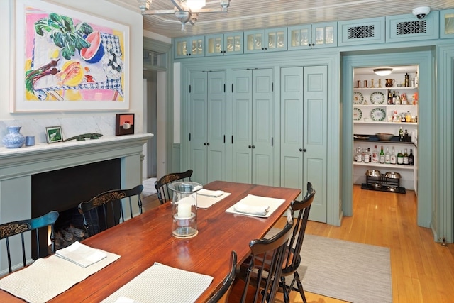 dining room featuring light hardwood / wood-style flooring