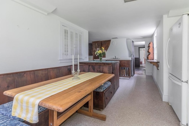 40 Scotchmans Ln, West Tisbury, MA 02575 - dining area with baseboards