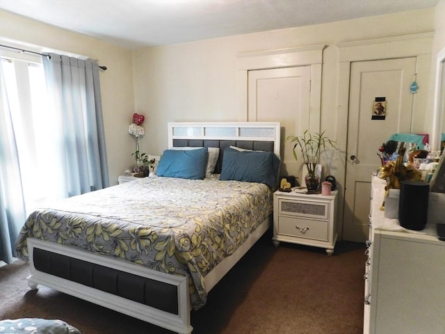 98-100 Fenwick St, Springfield, MA 01109 - bedroom with dark colored carpet