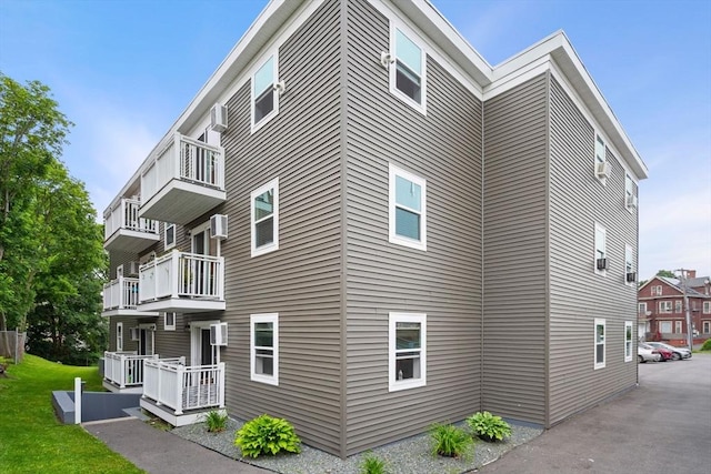 8 Lafayette Park Unit 9, Lynn, MA 01902 - view of building exterior
