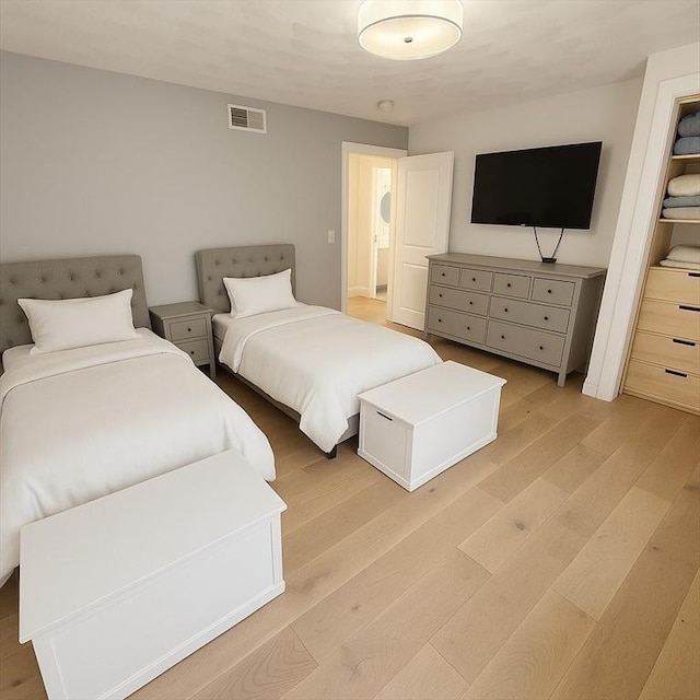 5 Cortland Dr, Hudson, MA 01749 - bedroom featuring light wood finished floors
