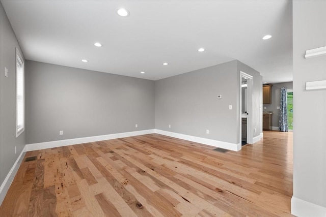 194B Narrows Rd, Westminster, MA 01473 - unfurnished room featuring light wood-style floors, recessed lighting, and baseboards
