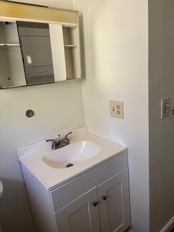 83 Partridge Valley Rd, Yarmouth, MA 02673 - half bath featuring vanity and toilet