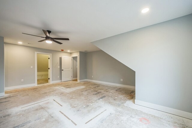 spare room with ceiling fan