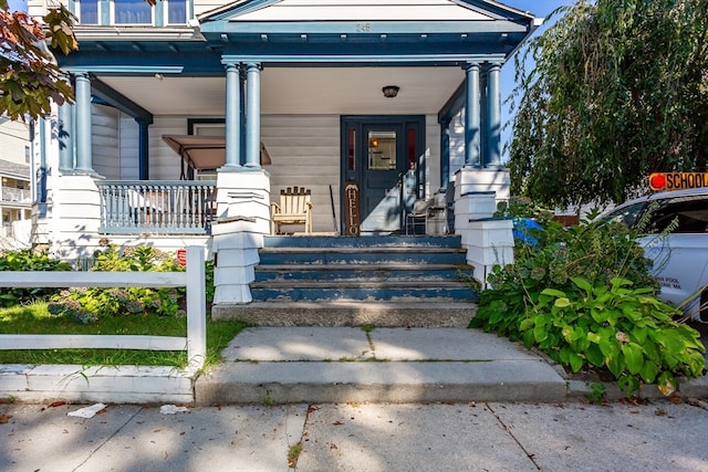 view of front of home with covered porch