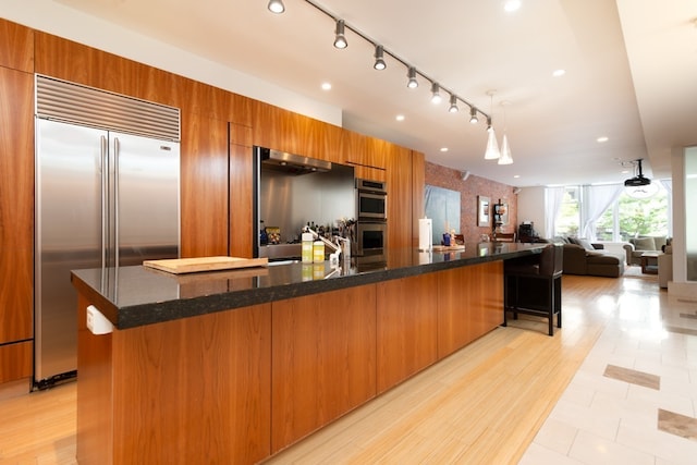 reception area with sink