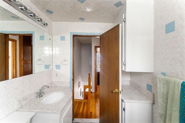339-341 Norfolk St, Cambridge, MA 02139 - bathroom with tile walls and vanity