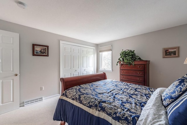 35 Dejordy Ln, Chicopee, MA 01020 - bedroom with carpet flooring, a closet, and baseboards