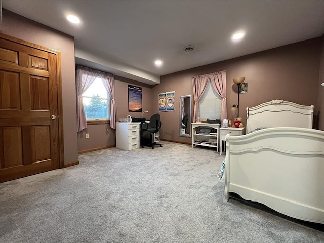 view of carpeted bedroom