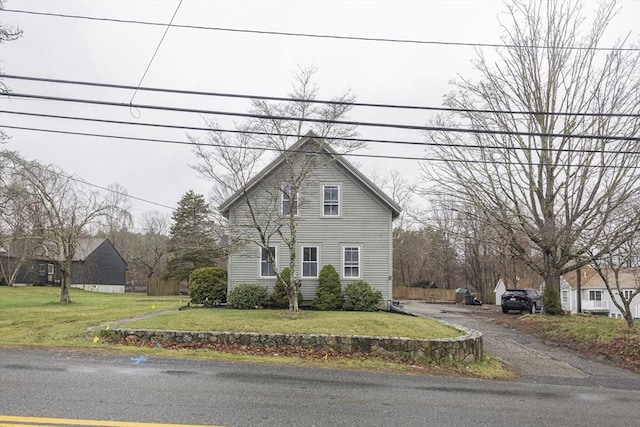 6 Nemasket St, Middleboro, MA 02346 - view of front of property featuring a front yard