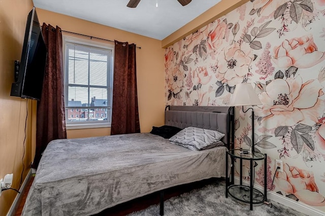 bedroom featuring ceiling fan