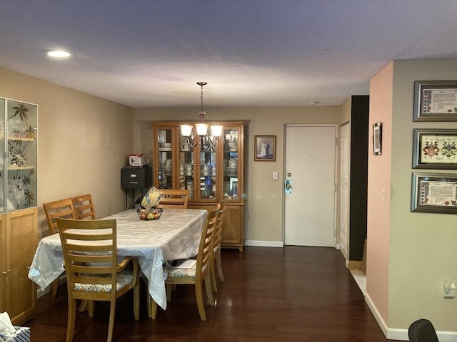 2 Summit Dr Unit 18, Reading, MA 01867 - dining room with a chandelier, dark wood finished floors, baseboards, and recessed lighting