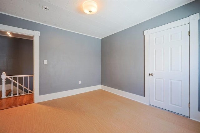 20-22 Ashland Ave, Methuen, MA 01844 - empty room with wood finished floors and baseboards