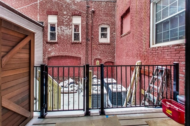 view of gate featuring cooling unit