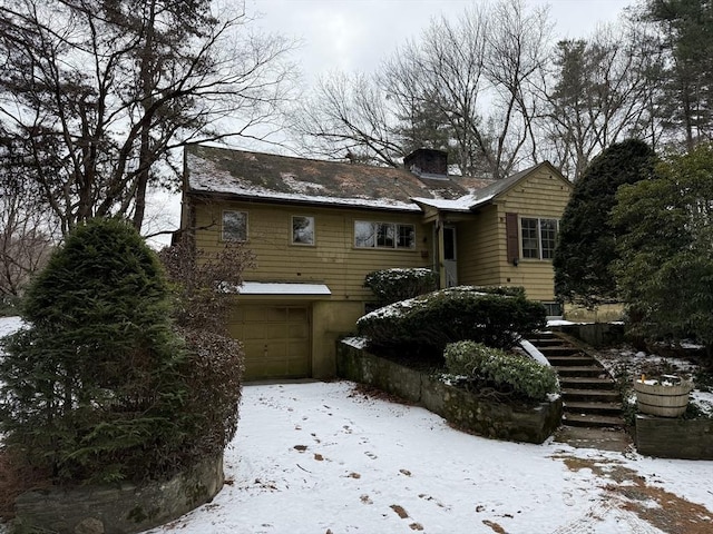 view of front of house featuring a garage