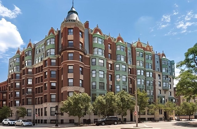 4 Charlesgate E Unit 604, Boston, MA 02215 - view of building exterior