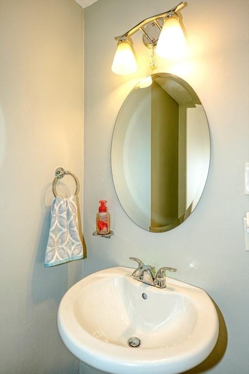 280 Elm St Unit 26, Marlborough, MA 01752 - bathroom with a sink