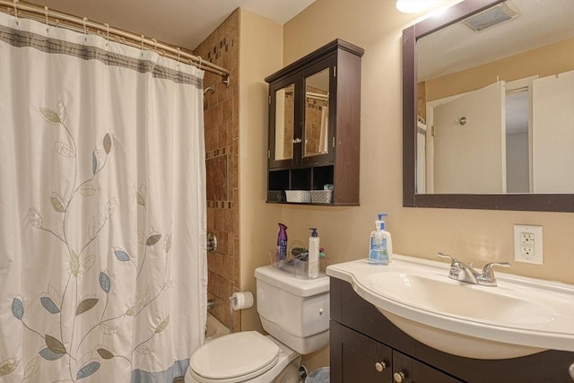 280 Elm St Unit 26, Marlborough, MA 01752 - bathroom with toilet, vanity, and a shower with curtain