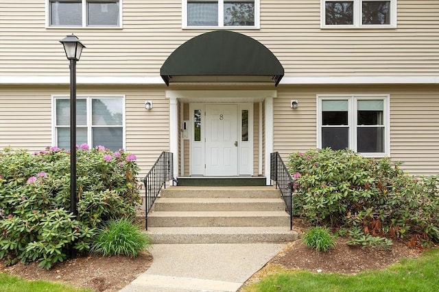 425 Main St Unit 8B, Hudson, MA 01749 - view of doorway to property