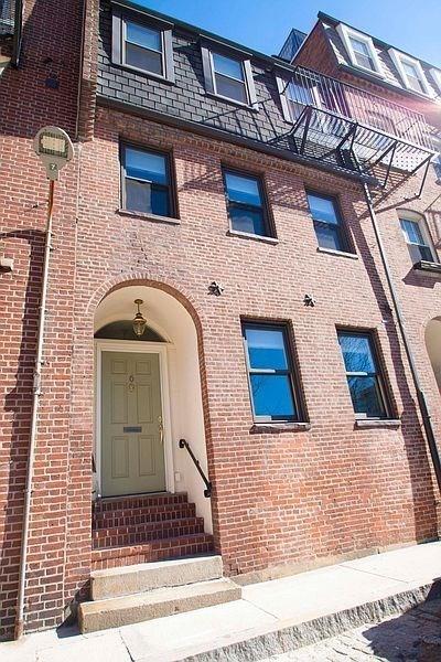 6 Stillman Pl, Boston, MA 02113 - view of exterior entry with brick siding