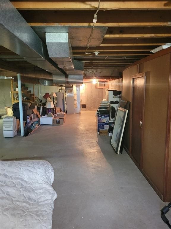 115 Captain Chase Rd, Yarmouth, MA 02664 - unfinished basement featuring water heater