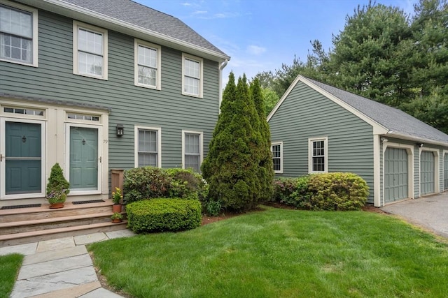 79 Brookdale Cir Unit 79, Shrewsbury, MA 01545 - view of front of property featuring a front yard and entry steps