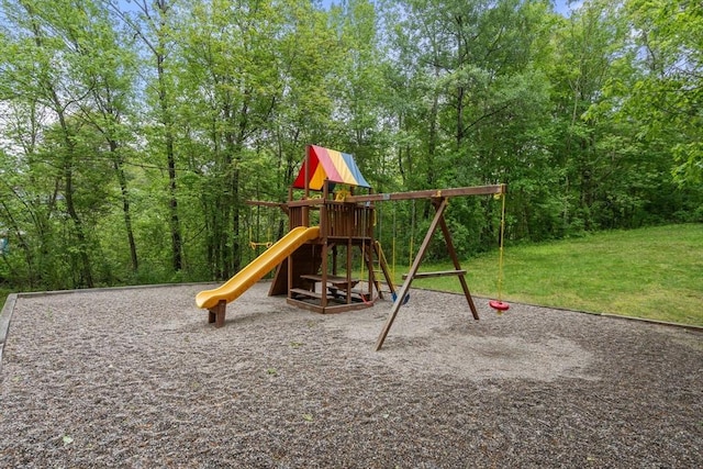 79 Brookdale Cir Unit 79, Shrewsbury, MA 01545 - view of play area with a lawn