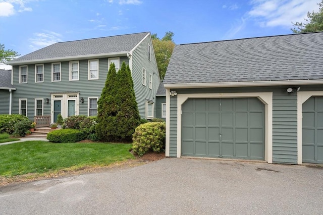 79 Brookdale Cir Unit 79, Shrewsbury, MA 01545 - colonial home with roof with shingles