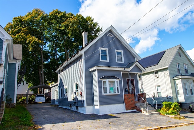 view of front of house