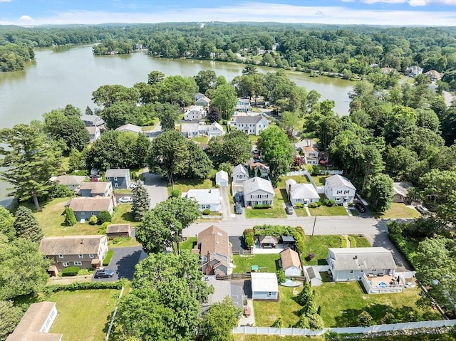 9 Crescent Ave, Lynnfield, MA 01940 - view of property location featuring a large body of water and nearby suburban area