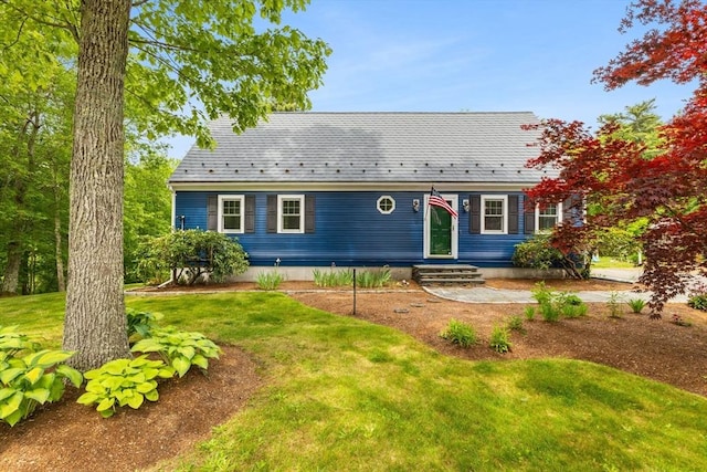 31 Fearing Hill Rd, Wareham, MA 02571 - cape cod-style house with a front lawn