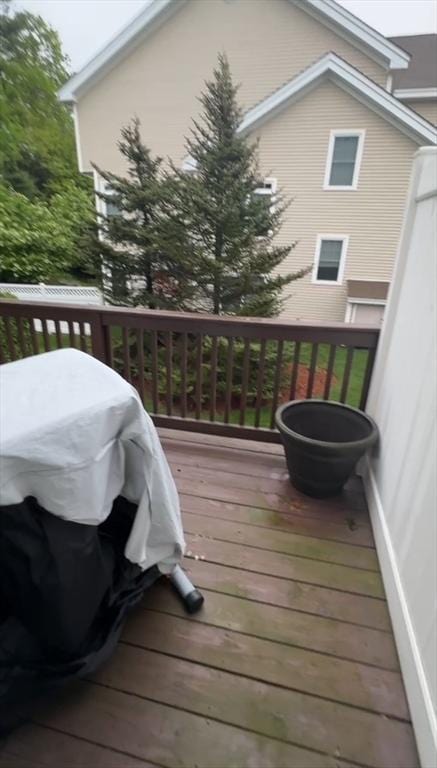5 Lincoln Ln Unit 5, Grafton, MA 01536 - view of wooden terrace